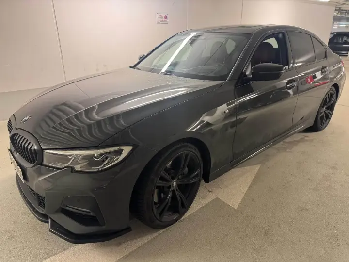BMW 3er nach Haftpflichtschaden in Düsseldorf